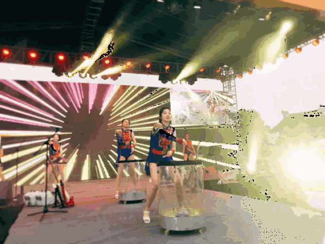 网红环鹅真荡秋香步道 看水乡景致挥洒热情 回到古镇感受摇滚音乐节