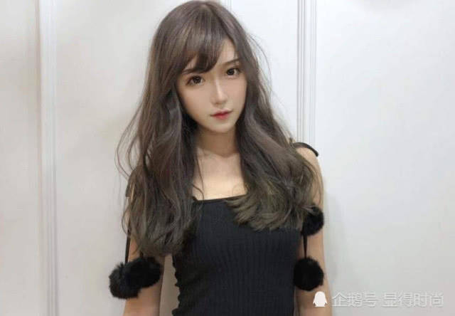 斗鱼超火女主播!自曝这个价格可共进晚餐,网友