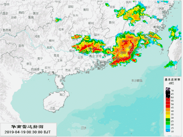 正在向东移动的强降水雷达回波