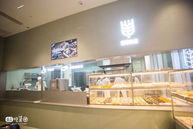 南昌首家喜茶来了,还有定制藕包