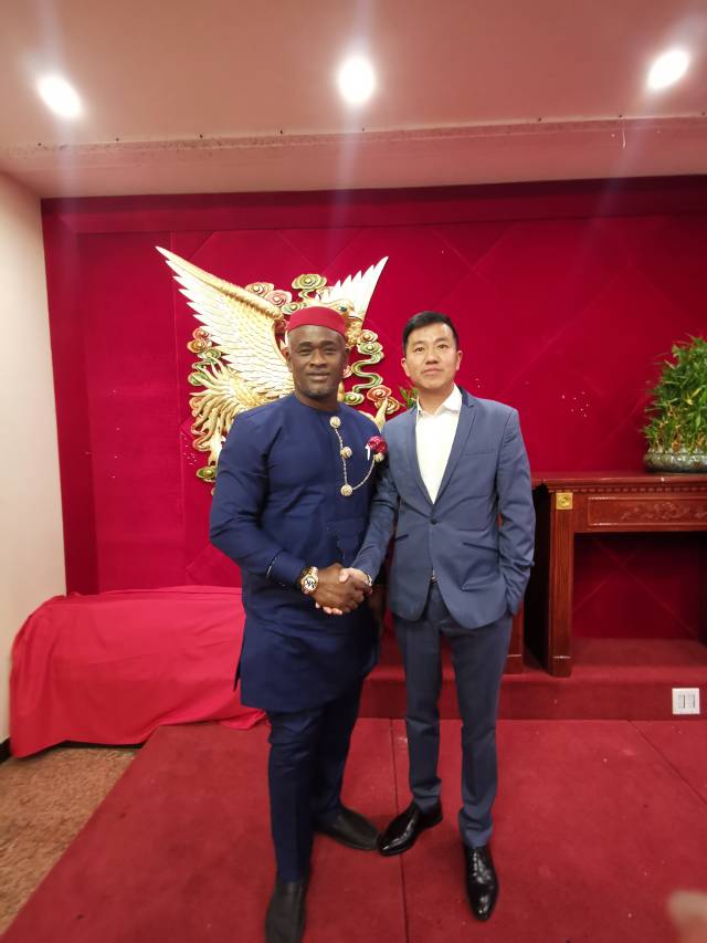 立国集团董事局主席寇立国等社会各界人士,在纽约联合国大厦参加了