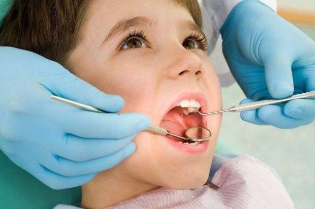 窝沟封闭是专门针对于儿童进行的一种有效增强牙齿抗龋能力的技术