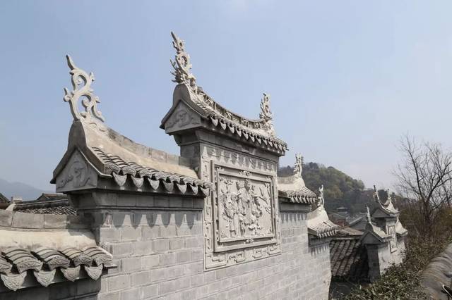 匠人的手温失落的临海灰雕技艺