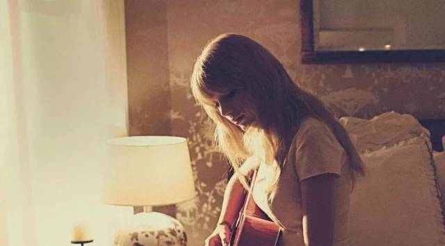 很实用,吉他中的万能和弦!