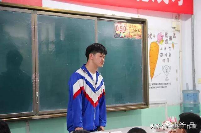 厉兵秣马不负韶华2019高考倒计时50天走近甘谷一中高三人