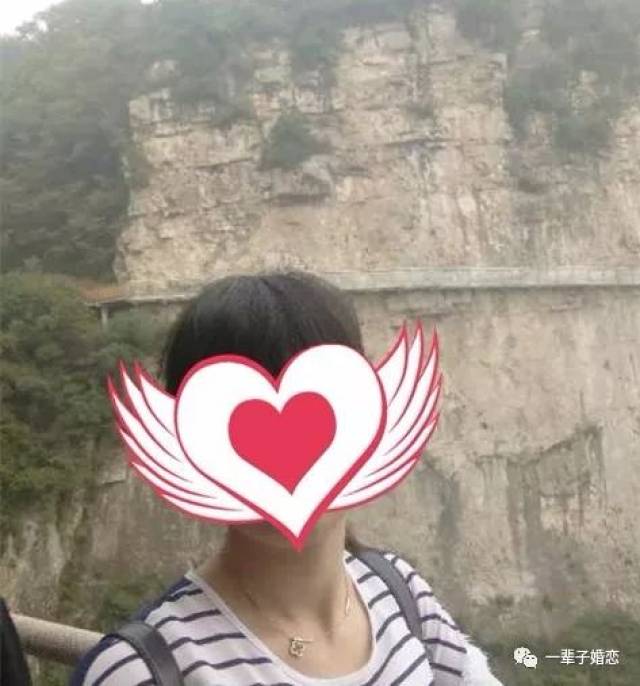 89年贤淑文静女士,长相端庄秀丽,皮肤白皙细腻