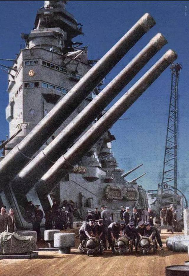 意大利的投降仪式都是在这艘战舰上完成的!一