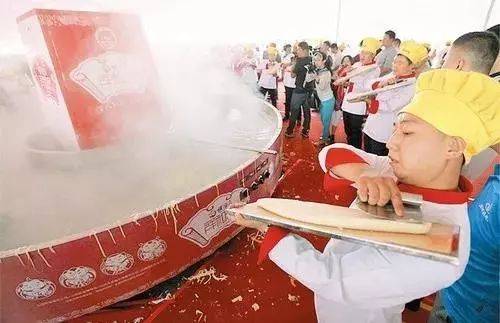 中国黄河家乡美食之乡邀您品尝愚公鲤鱼济源味v家乡清迈美食夜市图片