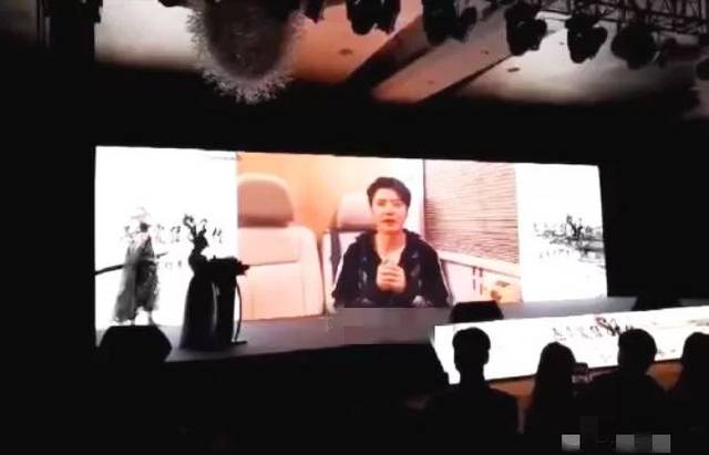 张丹峰开始被封杀?新电影男一号换成释小龙,片