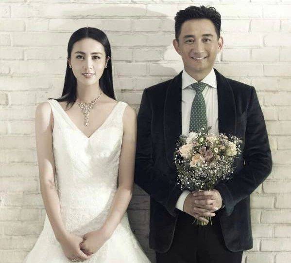 多多妈罕见晒跳舞视频,舞姿婀娜小蛮腰抢镜,难