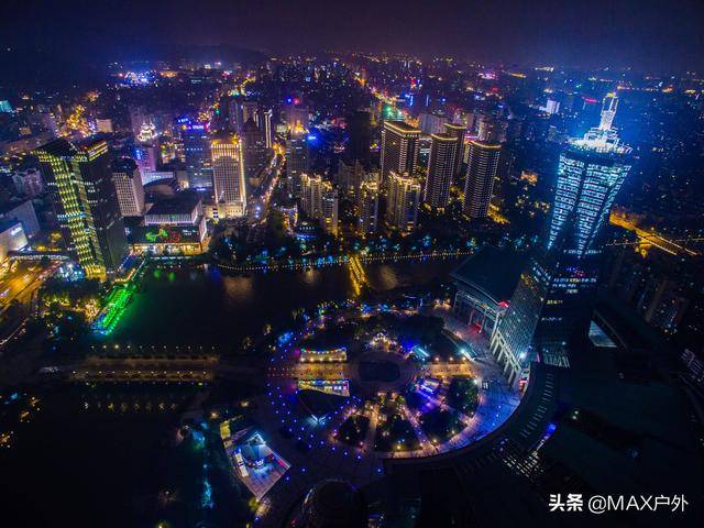 国内夜景最美的8个地方,不晒不热夏天去正合适