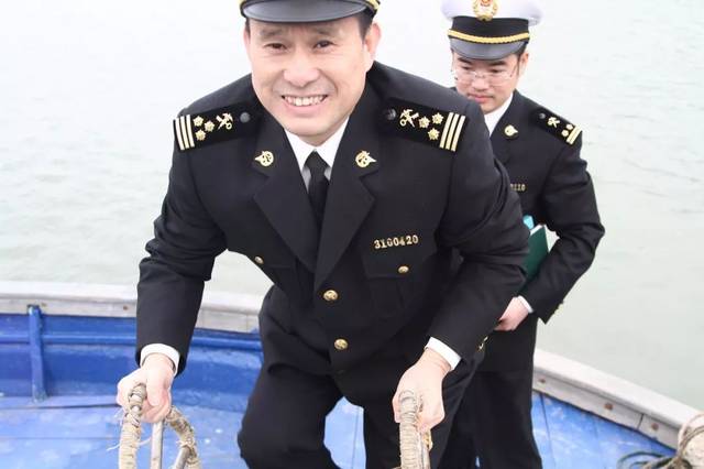 新海关劳动者 | 从职业到事业,从责任到热爱