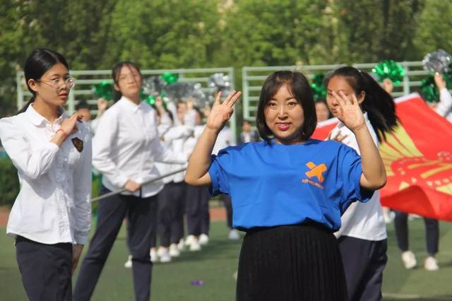 青春际会 运动乐章——开滦一中举行2019年春季田径运动会(视频)