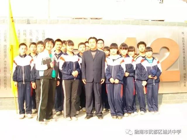 工作28年,武都城关中学教师这个叫王伦朝的.