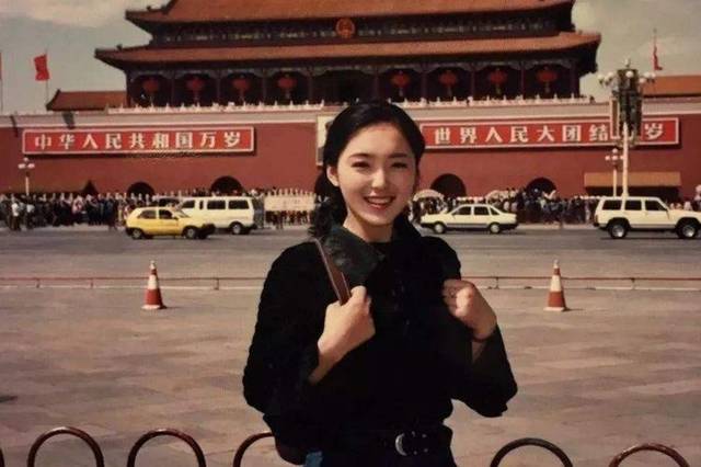 原来妈妈年轻时这么美!晒晒老照片唤醒她的美