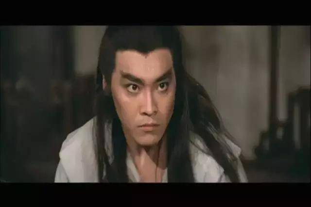 尔冬升则是演员转型为导演的成功案例.