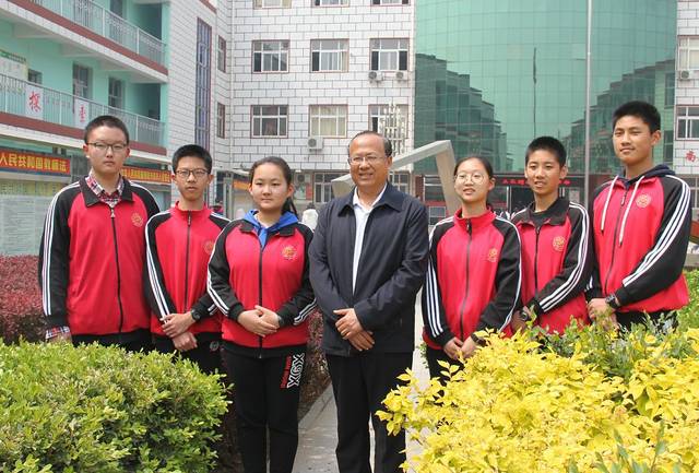 29载书写精彩教育人生!涿州实验中学校长王国辉荣获"河北省劳模"!