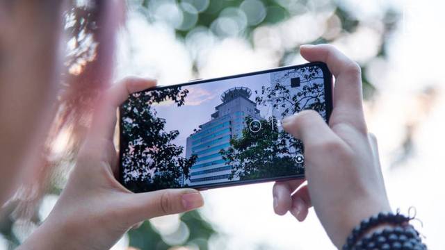 华为50倍变焦叫望远镜,那么OPPO Reno的60倍