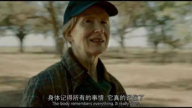 为自证头号粉丝，这群还未成年的女孩竟向YouTube网红发露骨视频....