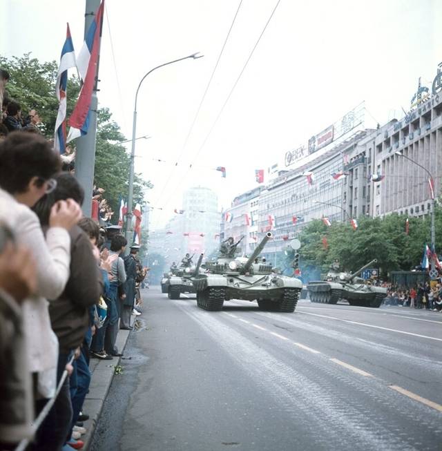 原创1985年南斯拉夫阅兵式 让你见识强大的南斯拉夫人民军