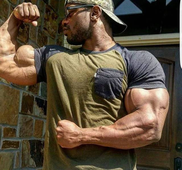 臂围40厘米,这才是健身爱好者理想的身材,你达