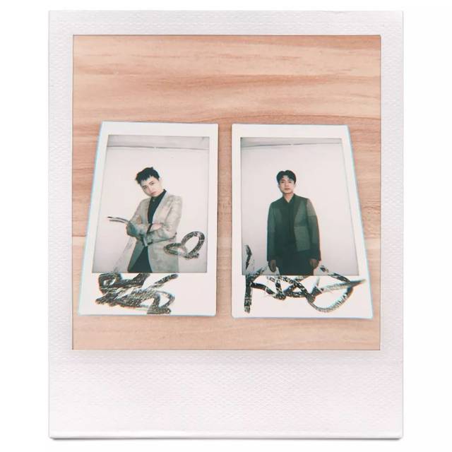 张九龄&王九龙 亲笔签名的拍立得2张!