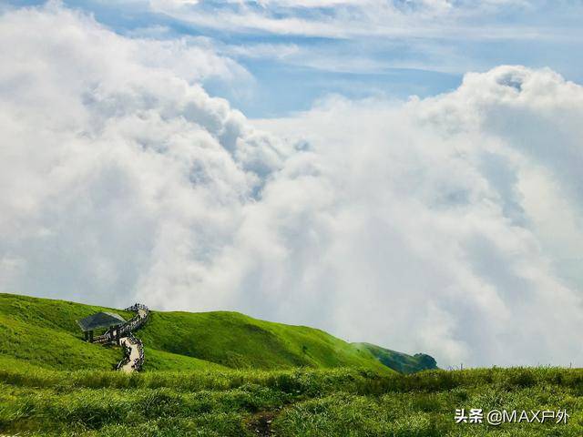 在这种状态下,你会以一种宁静的而宽广的胸襟去看待生活中种种得失,不