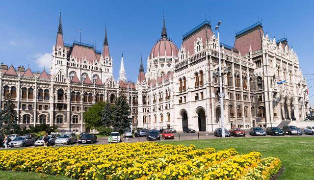 HL匈牙利欧盟护照,匈牙利入籍条件,匈牙利入籍