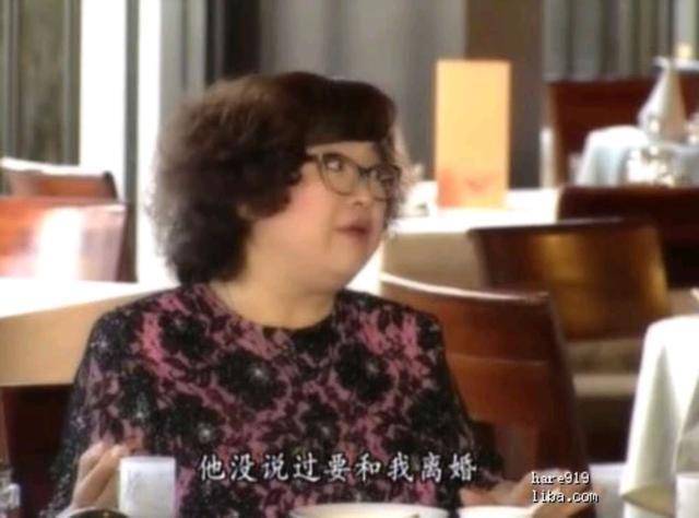 郑少秋新剧《诡探前传》开播,港股大跌,网友:秋官又成背锅侠