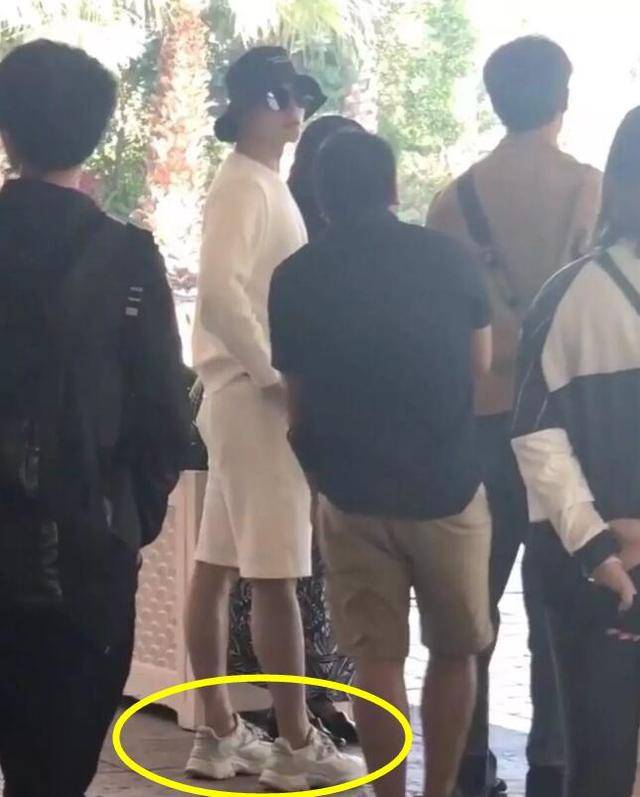 乔欣爱惨了杨洋:但杨洋却在情人节跟她提分手?这魄力不如鹿晗啊!