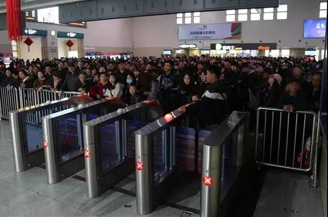 一张张请柬约来的美好之行