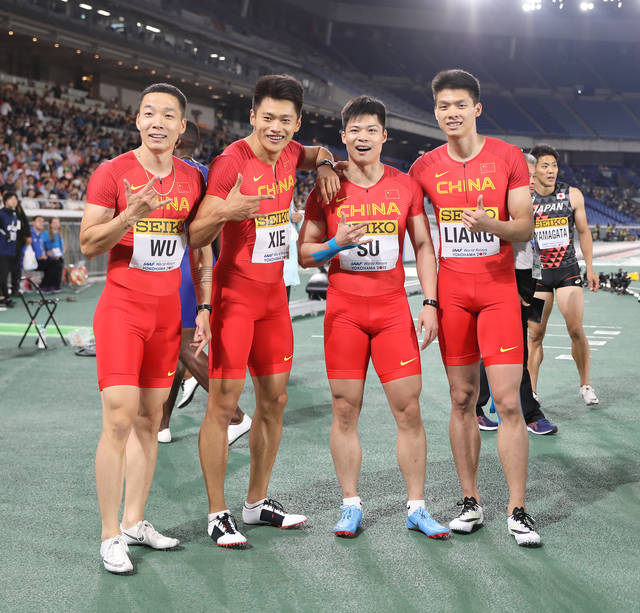 田径——世界接力赛:中国队晋级男子4x100米接力决赛