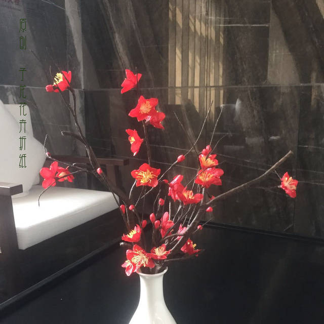 简单梅花折纸 梅花树枝的手工制作图片