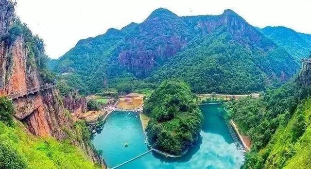磐安金鸡岩景区