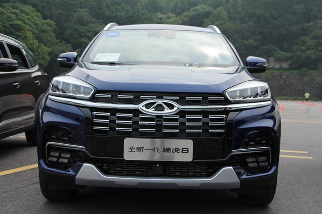 10年100万公里发动机质保!能怼bba2.0t发动机,抢先试新瑞虎8