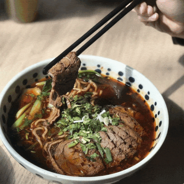 我本以为像牛肉面这样稀松平常的食物无论是哪家馆子做出来味道都是