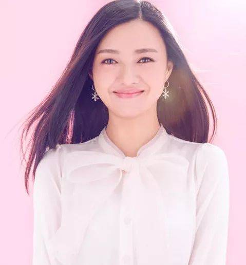 傅晶 饰 麦香