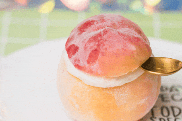 吃起来没有负担,这也是我深爱它的原因… 酸酸甜甜的菠萝,也是夏天