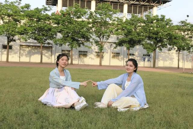 此生无悔入华夏,来世还生种花家