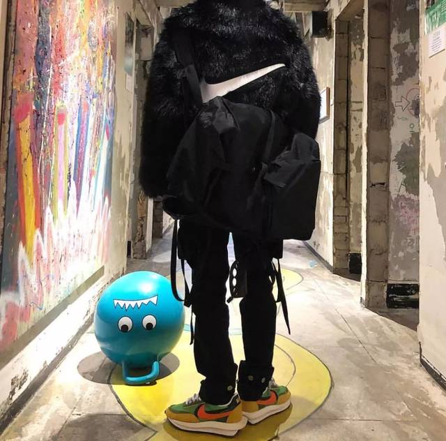 sacai x nike 即将发售,想好怎么穿了吗?