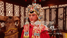 我今天演绎穆桂英,穿上大靠,让自己尝试负重前进,突破自己.