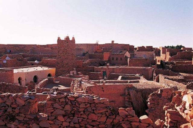 世界公认最不发达国家,至今仍有9万奴隶,同性