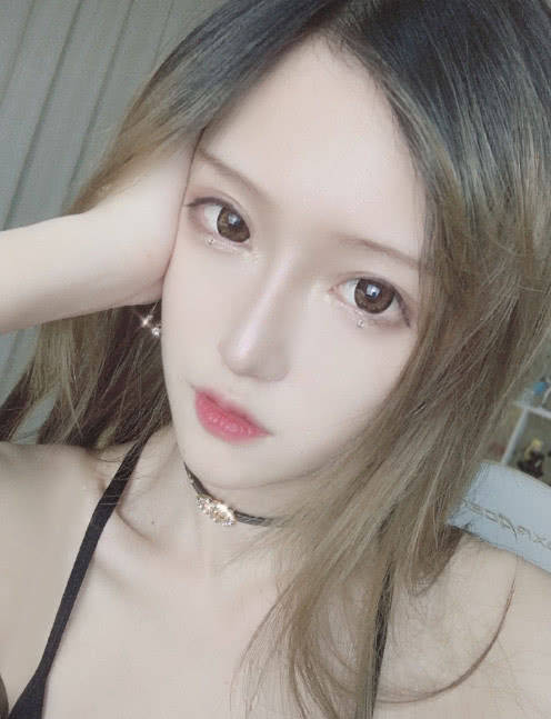 腐团儿让你久久不能忘怀?看到KPL的琪琪,坐姿