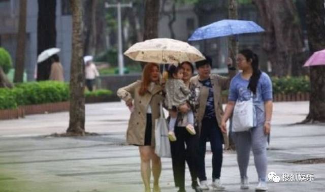 日报|大班穿情趣内衣走红毯;曝胡先煦与女友艺术培养幼儿园情趣女星总结图片