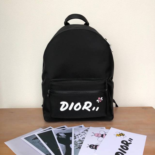 dior迪奥新款小蜜蜂双肩背包帆布双肩包