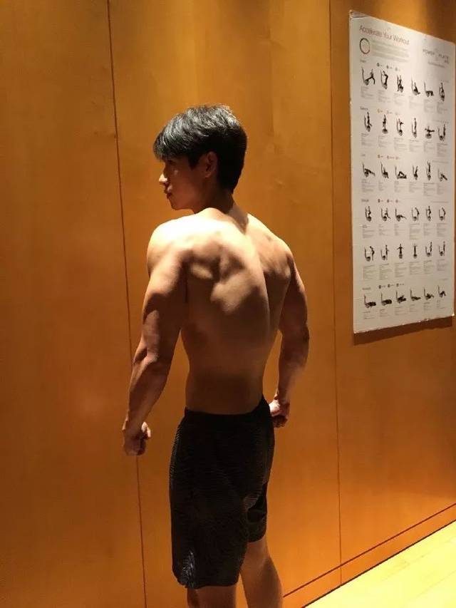 33岁魏晨肌肉炸裂,逆天身材堪比彭于晏.