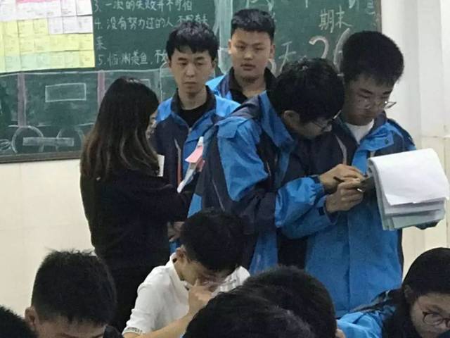 郑州一中经开区实验学校