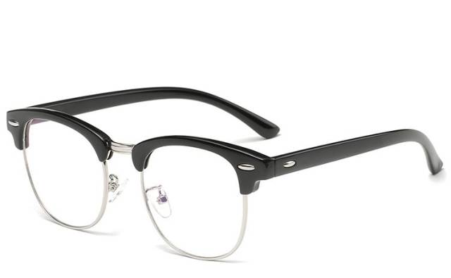 客官请留步,10000副眼镜集赞就送!免费等你拿