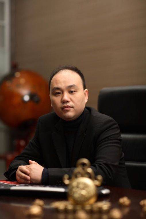 巨一集团总经理潘建中:弘扬劳模精神,打造世界一流鞋企