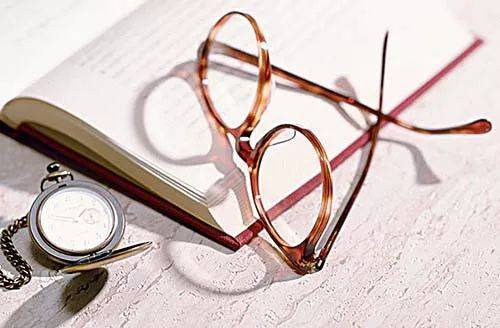 客官请留步,10000副眼镜集赞就送!免费等你拿